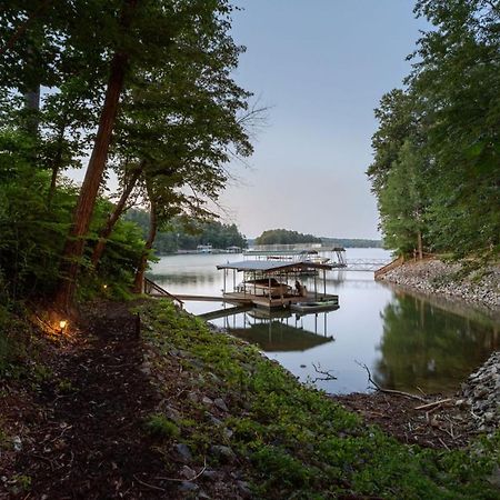 Lanier Landing - Private Dock Hot Tub Game Room ゲインズビル エクステリア 写真