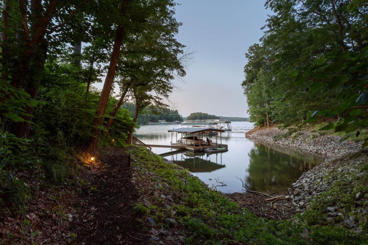Lanier Landing - Private Dock Hot Tub Game Room ゲインズビル エクステリア 写真
