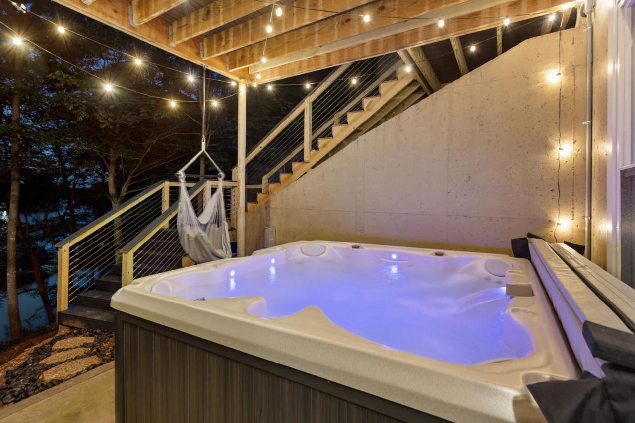 Lanier Landing - Private Dock Hot Tub Game Room ゲインズビル エクステリア 写真